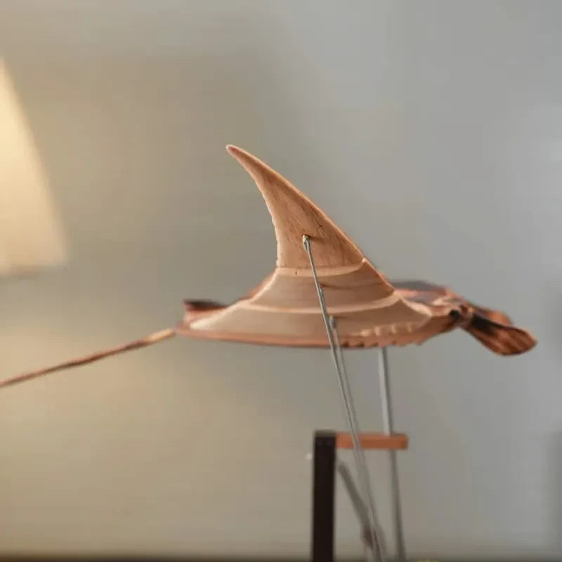 š„Handcrafted Walnut Manta Ray Automaton ā The Oceanās Silent Gliderš