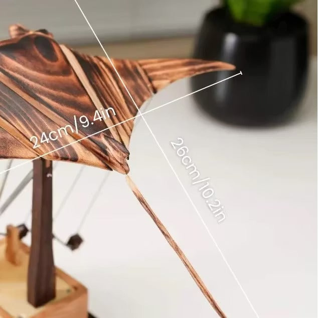š„Handcrafted Walnut Manta Ray Automaton ā The Oceanās Silent Gliderš